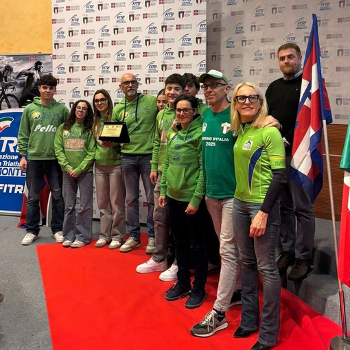 Valdigne Triathlon, riconoscimento  per la vittoria nel Campionato Italino di Società