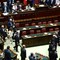 Caso Delmastro, la protesta M5S alla Camera con i cellulari Caso Delmastro, la protesta M5S alla Camera con i cellulari