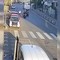 Pompei, dagli scooter in corsa spingono a terra un anziano in bicicletta