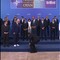 Trump 'boccia' le sneaker di Rama al vertice Nato Trump 'boccia' le sneaker di Rama al vertice Nato