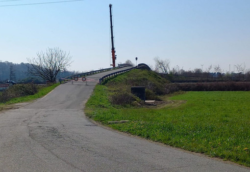 Vigliano, chiuso al transito il cavalcavia di Regione Moriane (foto dal sito web di Comune Vigliano Biellese)