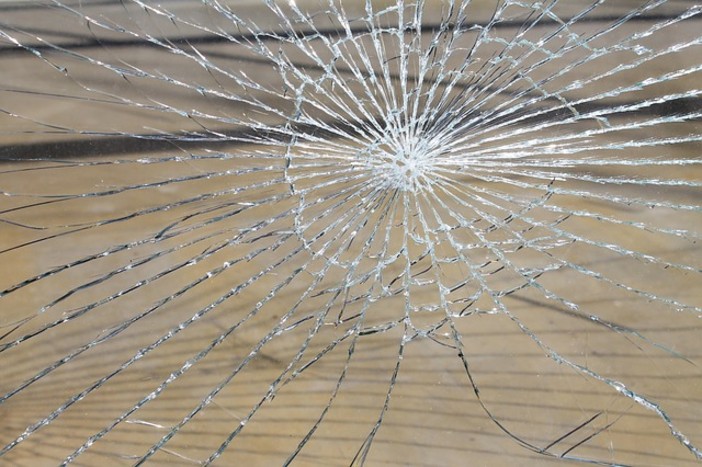 Biella, in via Italia spaccata vetrina nella notte