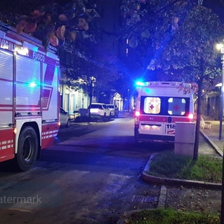 Cade in casa e resta a terra: donna di 90 anni soccorsa a Cossato (foto di repertorio)