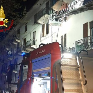 Dal Nord Ovest – Tragico incendio in casa, trovata una persona priva di vita