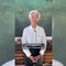 Christine Lagarde lascia la Bce, l'annuncio con due cerotti sul viso Christine Lagarde lascia la Bce, l'annuncio con due cerotti sul viso