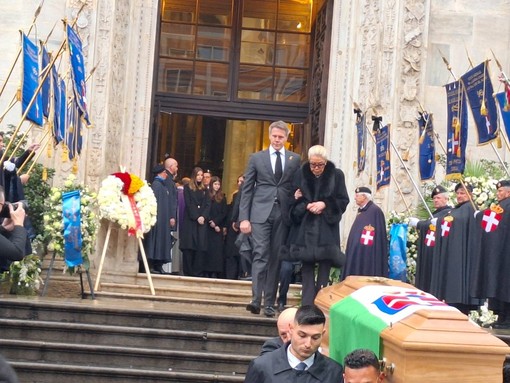 Vittorio Emanuele di Savoia, oggi il giorno del funerale, la cremazione a Biella, foto Torino Oggi