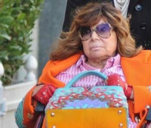 Patrizia Reggiani, malore mentre è in vacanza: Lady Gucci in rianimazione Patrizia Reggiani, malore mentre è in vacanza: Lady Gucci in rianimazione