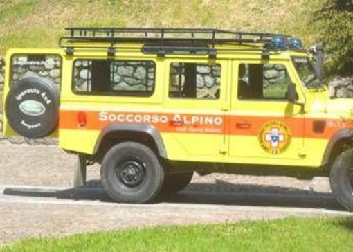 Esce a cercare funghi e precipita in un canalone, morto 75enne in Valtellina Esce a cercare funghi e precipita in un canalone, morto 75enne in Valtellina