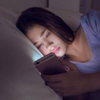Insonnia, ecco gli esercizi che aiutano a dormire Insonnia, ecco gli esercizi che aiutano a dormire