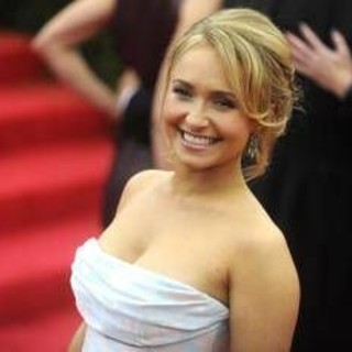 Addio Hayden Panettiere, l'ultimo post sui social e la tragica morte del fratello Addio Hayden Panettiere, l'ultimo post sui social e la tragica morte del fratello