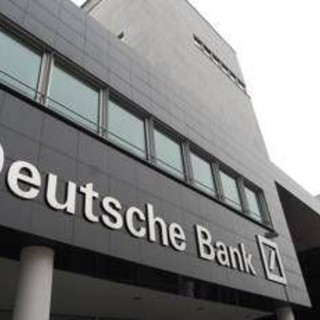 Deutsche Bank, perquisizioni a Francoforte e Berlino: indagini su riciclaggio
