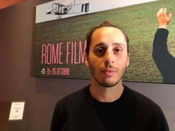 Tumori, regista Valentini: "Chiave racconto non è vita dell’artista, ma un particolare" Tumori, regista Valentini: "Chiave racconto non è vita dell’artista, ma un particolare"