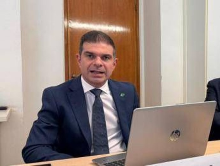 Fumo, Di Maio (Aiom): "Evitarlo è il miglior investimento per la salute" Fumo, Di Maio (Aiom): "Evitarlo è il miglior investimento per la salute"