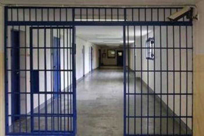Bimba morta a Bordighera, svolta nell'inchiesta: arrestato il compagno della madre Bimba morta a Bordighera, svolta nell'inchiesta: arrestato il compagno della madre