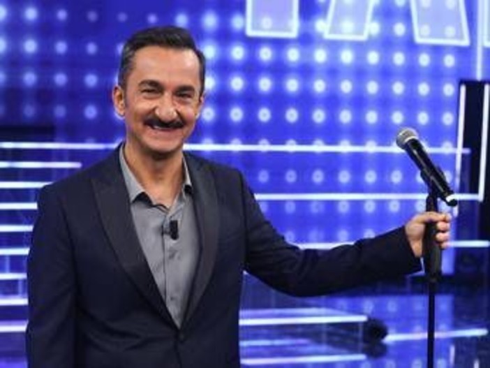 Tali e Quali, stasera venerdì 30 gennaio l'ultima puntata: chi vincerà?