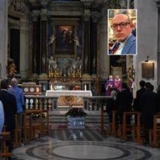 Roma, oggi l'ultimo saluto al giornalista Daniele Compatangelo: il 5 la sepoltura a Sauze di Cesana Roma, oggi l'ultimo saluto al giornalista Daniele Compatangelo: il 5 la sepoltura a Sauze di Cesana