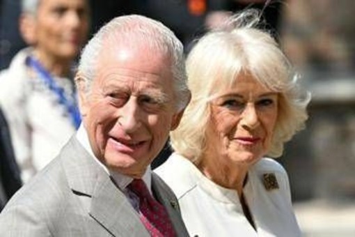 Carlo e Camilla oggi in Vaticano, primi reali britannici a pregare con un Papa Carlo e Camilla oggi in Vaticano, primi reali britannici a pregare con un Papa
