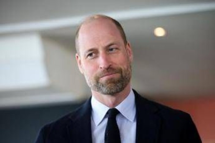Gb, l'esperta: "Una volta re, William potrebbe privare Harry e Meghan dei titoli reali" Gb, l'esperta: "Una volta re, William potrebbe privare Harry e Meghan dei titoli reali"