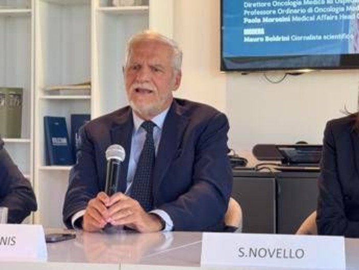 Tumori al polmone Egfr mutati, de Marinis (Ieo): "Osimertinib aumenta sopravvivenza" Tumori al polmone Egfr mutati, de Marinis (Ieo): "Osimertinib aumenta sopravvivenza"