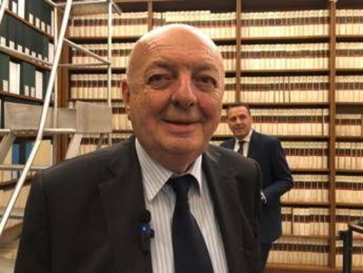 Auto, Pichetto: "Bene incentivi per elettrico, ma percorso lungo" Auto, Pichetto: "Bene incentivi per elettrico, ma percorso lungo"