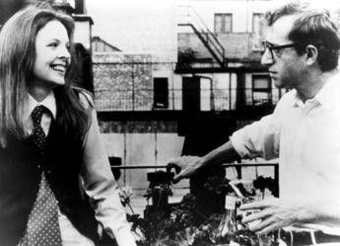 Il cinema perde Diane Keaton, addio al simbolo di ironia e anticonformismo Il cinema perde Diane Keaton, addio al simbolo di ironia e anticonformismo
