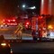 Elicottero di una tv precipita mentre filma un incidente stradale: almeno 3 morti, tragedia a Los Angeles