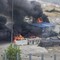 No Tav, assalto al cantiere in Val di Susa: bruciate 2 camionette dei carabinieri No Tav, assalto al cantiere in Val di Susa: bruciate 2 camionette dei carabinieri