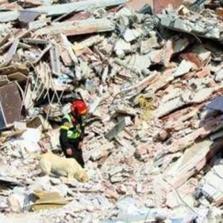 Piantedosi: "Il 6 aprile di 17 anni fa il terremoto dell'Aquila, ferita resta aperta"