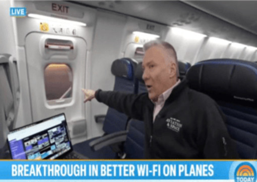 Spazio, Starlink porta la prima trasmissione Tv in diretta da un Volo Commerciale Spazio, Starlink porta la prima trasmissione Tv in diretta da un Volo Commerciale