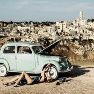 Apre a Milano la mostra 'Italia di moda' di Andrea Varani Apre a Milano la mostra 'Italia di moda' di Andrea Varani