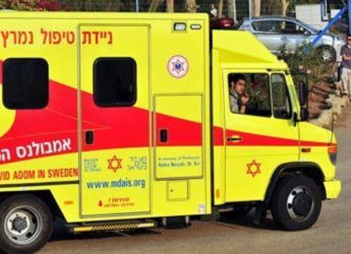 Israele, auto esplode a Tel Aviv: almeno un ferito Israele, auto esplode a Tel Aviv: almeno un ferito