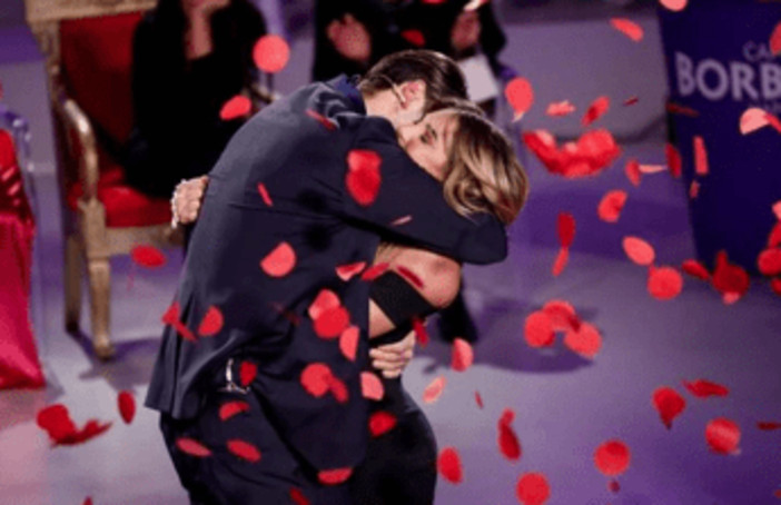 Uomini e Donne, è finita la storia tra Martina De Ioannon e Ciro Solimeno: la spiegazione Uomini e Donne, è finita la storia tra Martina De Ioannon e Ciro Solimeno: la spiegazione