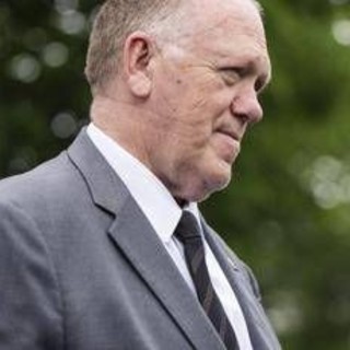 Minneapolis, lo 'zar dei confini' Homan: "Tolleranza zero per chi minaccia agenti, Ice deve essere migliorata"