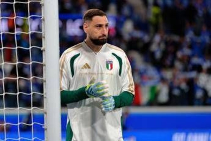 Le lacrime di Donnarumma: "Nessun premio chiesto per la qualificazione al Mondiale" Le lacrime di Donnarumma: "Nessun premio chiesto per la qualificazione al Mondiale"