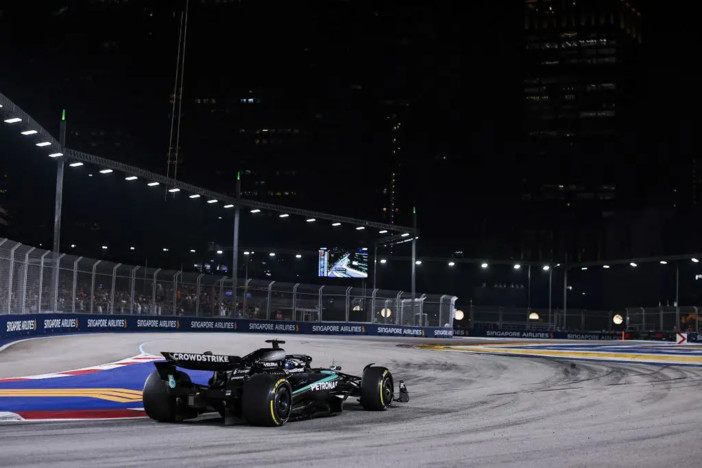 A Singapore trionfa Russell davanti a Verstappen, quarto Piastri A Singapore trionfa Russell davanti a Verstappen, quarto Piastri