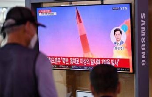 Nordcorea, Pyongyang lancia missili balistici in direzione del Mar del Giappone﻿