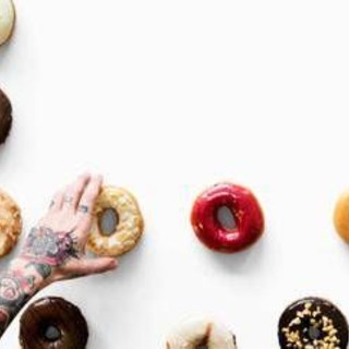 Disturbi alimentari, avanza il 'binge eating': ne soffrono oltre 600mila persone in Italia Disturbi alimentari, avanza il 'binge eating': ne soffrono oltre 600mila persone in Italia