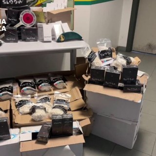 Smantellata filiera fumo illegale a Palermo, sequestro per 11 milioni