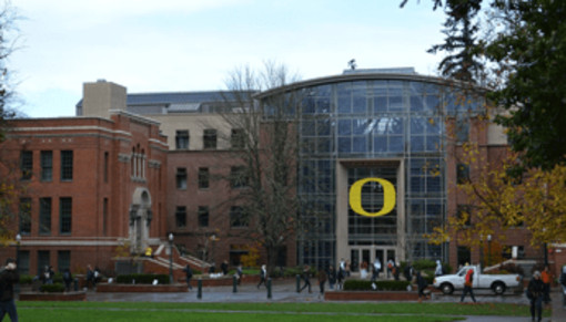 Phil Knight, co-fondatore della Nike, e la donazione record all'Università dell'Oregon: "Assegno da un miliardo di dollari"
