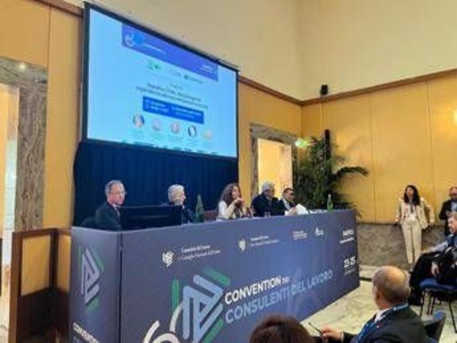 Consulenti lavoro, 85% studi investito in tecnologie e digitale, ora spinta su Ia Consulenti lavoro, 85% studi investito in tecnologie e digitale, ora spinta su Ia