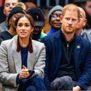 Harry e Meghan torneranno in Usa per Natale? "Sandringham sarebbe troppo imbarazzante"