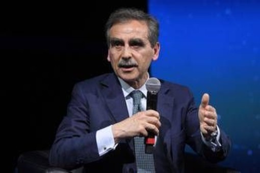 Mps, Lovaglio: "Sorpresi da cambio rotta Intesa Sp, era favorevole a fusione con Mediobanca" Mps, Lovaglio: "Sorpresi da cambio rotta Intesa Sp, era favorevole a fusione con Mediobanca"