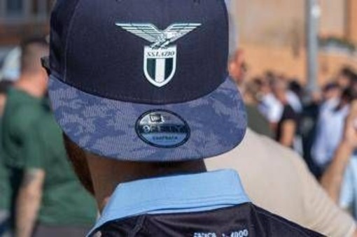 Poliziotto aggredito dopo gol Juve, ultras laziale condannato a 3 anni Poliziotto aggredito dopo gol Juve, ultras laziale condannato a 3 anni