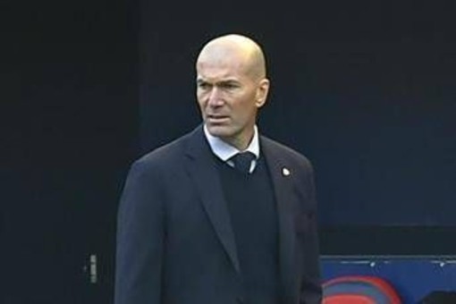 Zidane: "Juve nel cuore ma voglio allenare la Francia" Zidane: "Juve nel cuore ma voglio allenare la Francia"