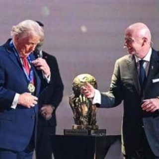 Infantino, indagine Fifa per premio pace a Trump: cos'è successo Infantino, indagine Fifa per premio pace a Trump: cos'è successo