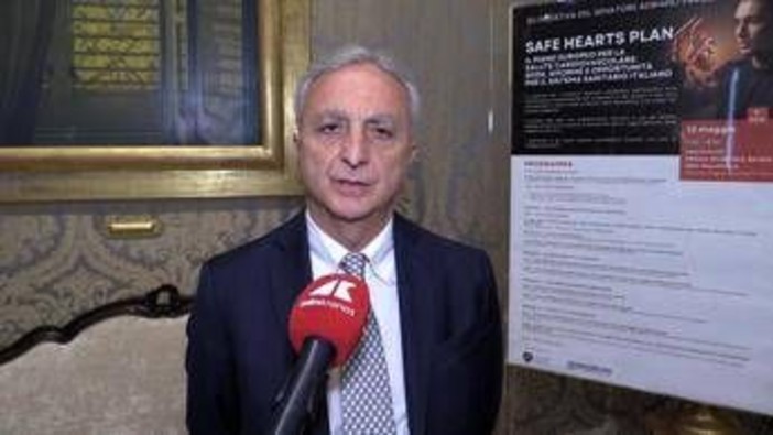 Fumo, rischio cardiovascolare: Festinese (UniCamillus) 'Benefici con nicotina senza combustione'
