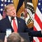 Trump, l'omaggio a Cristoforo Colombo e le battute: "Il mio amico Pavarotti..." Trump, l'omaggio a Cristoforo Colombo e le battute: "Il mio amico Pavarotti..."