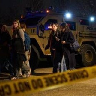 Sparatoria Brown University, due studentesse erano sopravvissute a episodi simili: l'assurda storia Sparatoria Brown University, due studentesse erano sopravvissute a episodi simili: l'assurda storia