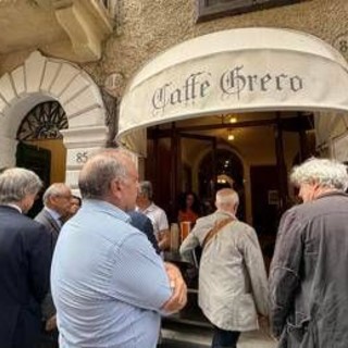 Roma, sfratto rinviato per il Caffè Greco: esecuzione slitta dopo il 26 novembre Roma, sfratto rinviato per il Caffè Greco: esecuzione slitta dopo il 26 novembre