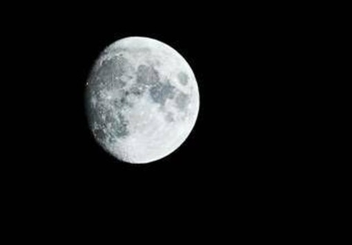 Superluna fredda in arrivo, pronti allo spettacolo: ecco a che ora è meglio osservarla